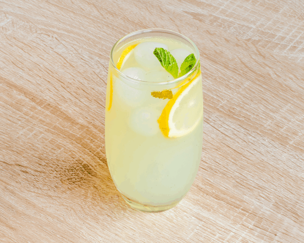 Citronnade à la fleur d'oranger